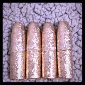 MAC SNOWBALL COLLECTION LIPSTICK BUNDLE